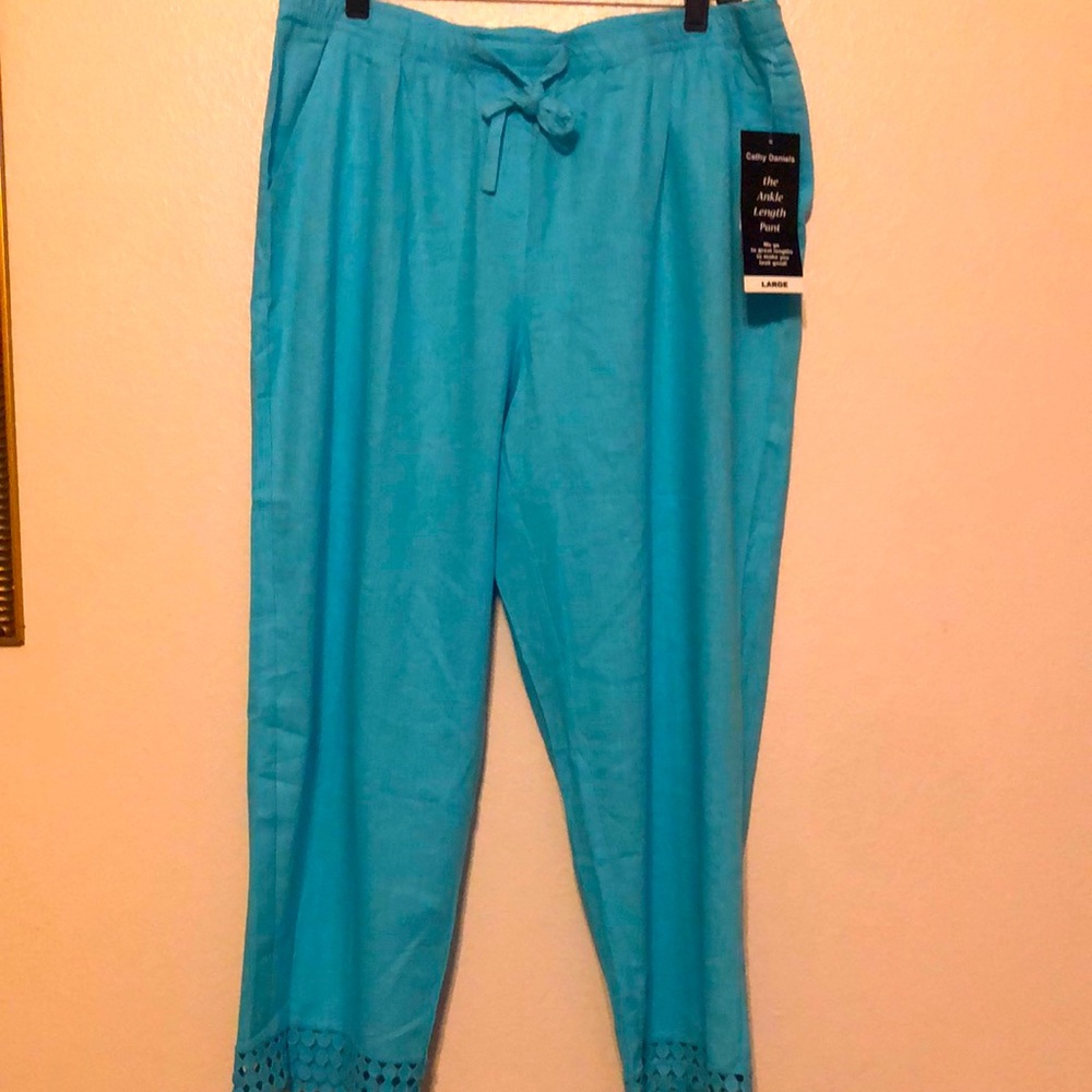 Cathy Daniels Women Linen Ankle Pants